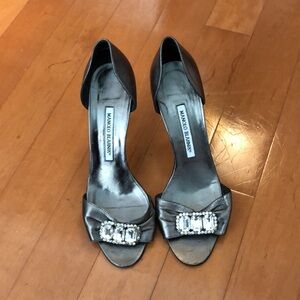 Gorgeous Manolo Blahnik SZ9 Leather Heels